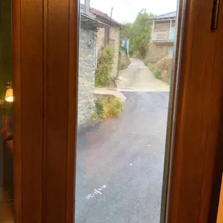 La Casa De Sanabria De 3 Y 2 Banos Cerdillo