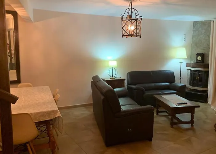 펜션 La Casa De Sanabria De 3 Y 2 Banos *