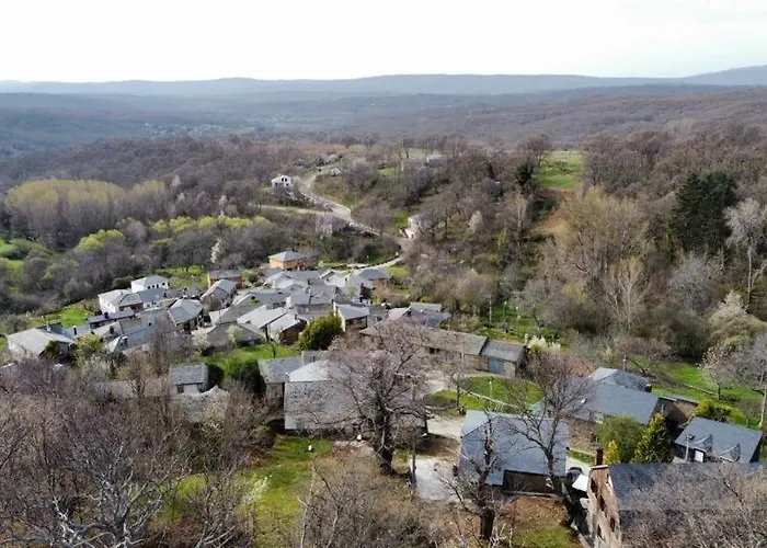 펜션 La Casa De Sanabria De 3 Y 2 Banos Cerdillo