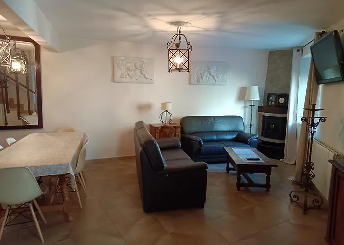 La Casa De Sanabria De 3 Y 2 Banos